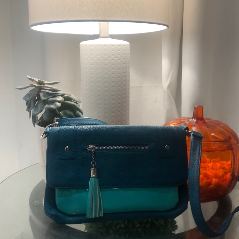 Shoulder bag NWT.